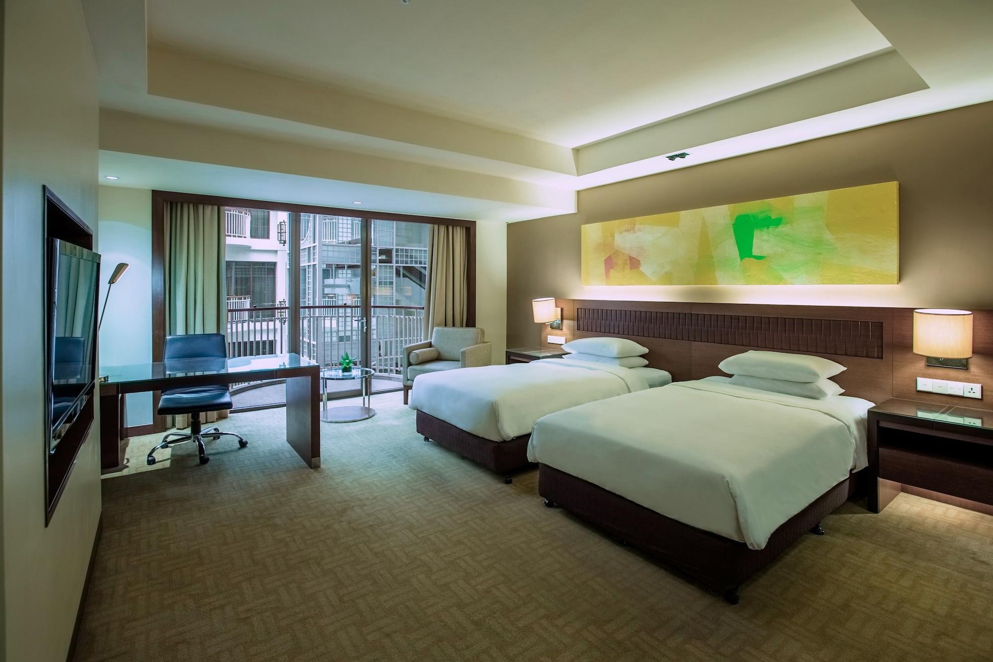 Hyatt Regency Kinabalu Hotel Kota Kinabalu Exterior photo Deluxe Room