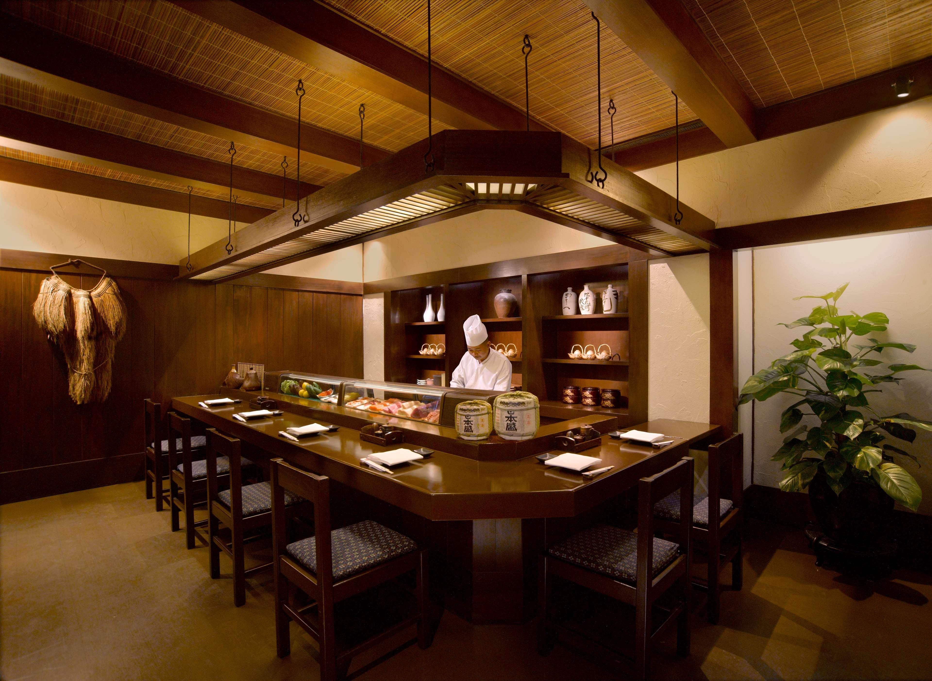 Hyatt Regency Kinabalu Hotel Kota Kinabalu Exterior photo A sushi bar in Tokyo