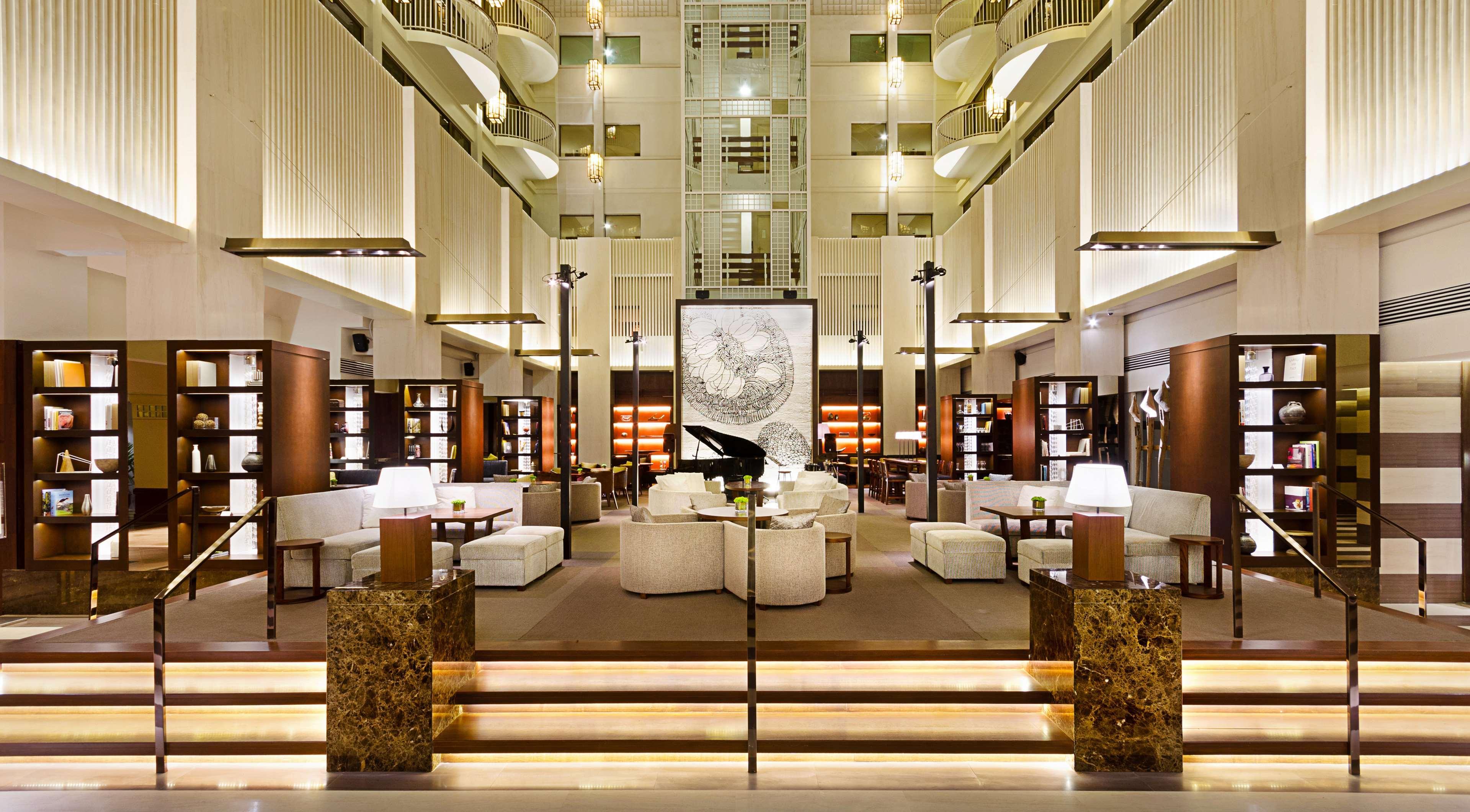 Hyatt Regency Kinabalu Hotel Kota Kinabalu Exterior photo The lobby of the hotel